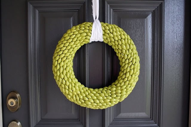 DIY modern wreath